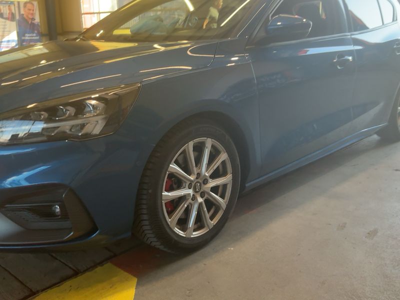 Ford Focus 2.3 EcoBoost ST 2020 – снимка 2