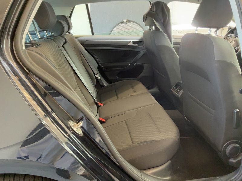 Volkswagen Golf VII 1.5 TSI ACT Comfortline BlueMotion Tech 2018 – снимка 19