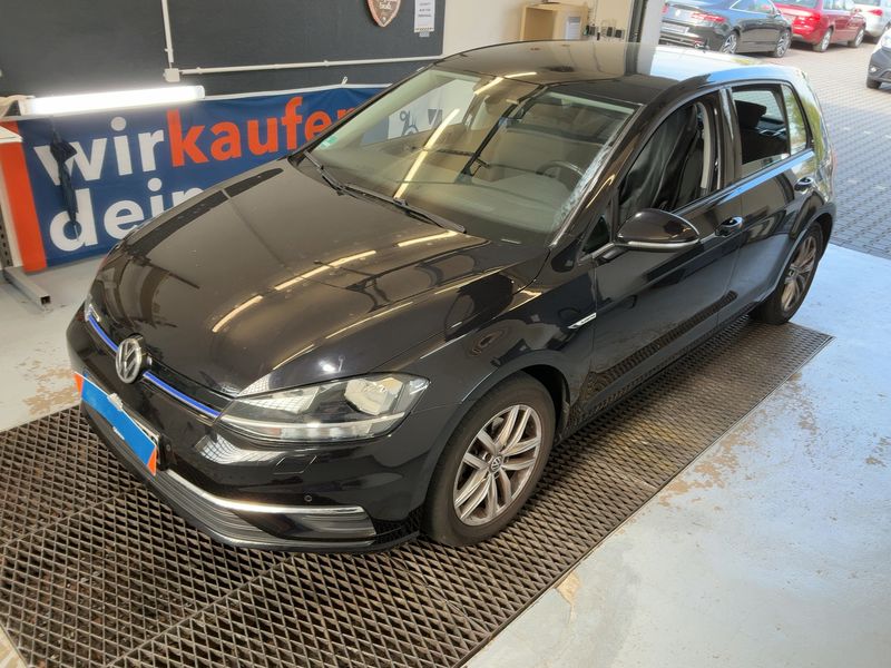 Volkswagen Golf VII 1.5 TSI ACT Comfortline BlueMotion Tech 2018 – снимка 1