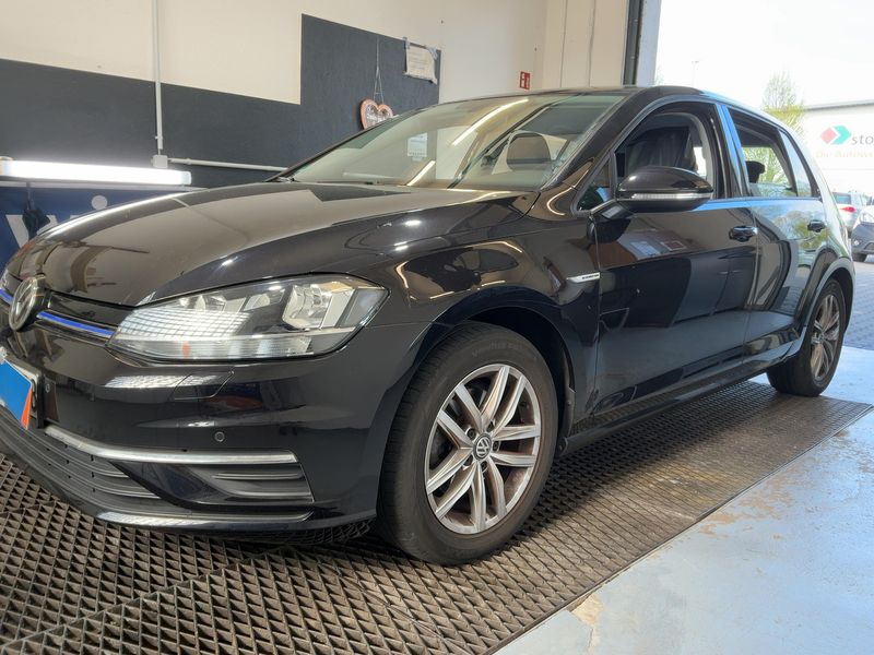 Volkswagen Golf VII 1.5 TSI ACT Comfortline BlueMotion Tech 2018 – снимка 2