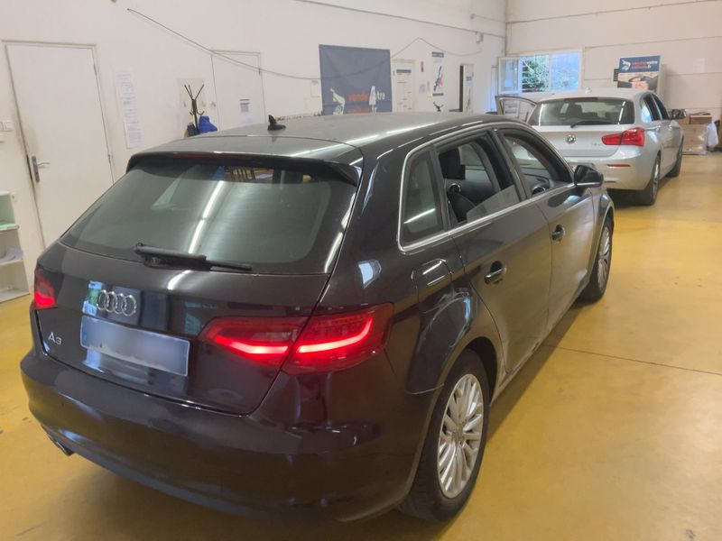 Audi A3 Sportback 2.0 TDI Ambiente 2016 – снимка 8