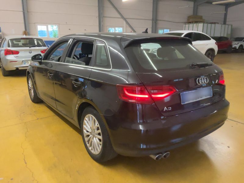 Audi A3 Sportback 2.0 TDI Ambiente 2016 – снимка 6