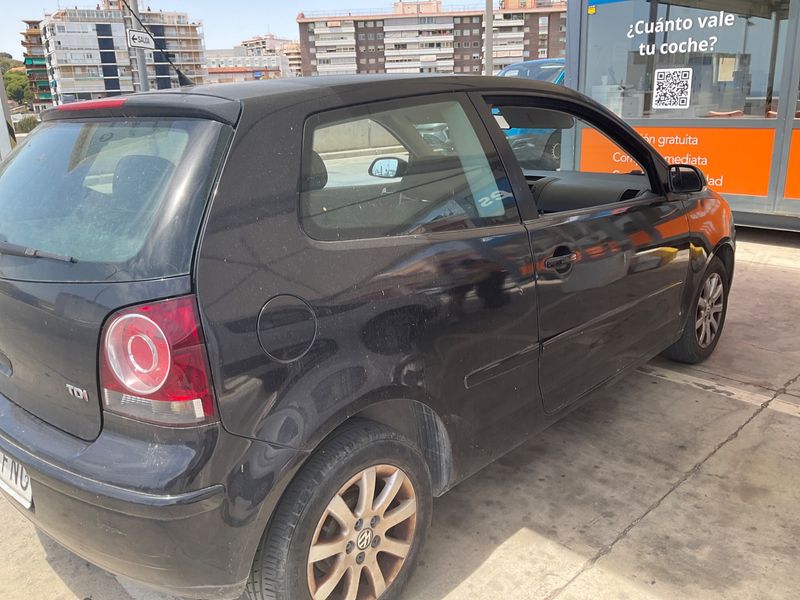Volkswagen Polo 1.4 TDI Advance 2007 – снимка 2