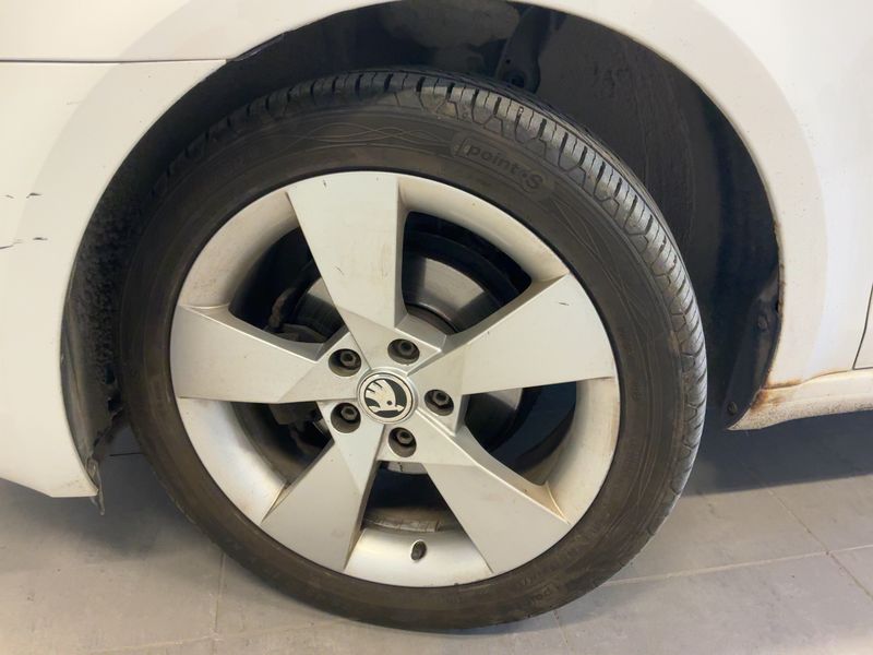 Skoda Octavia 1.6 TDI Style 2016 – снимка 3