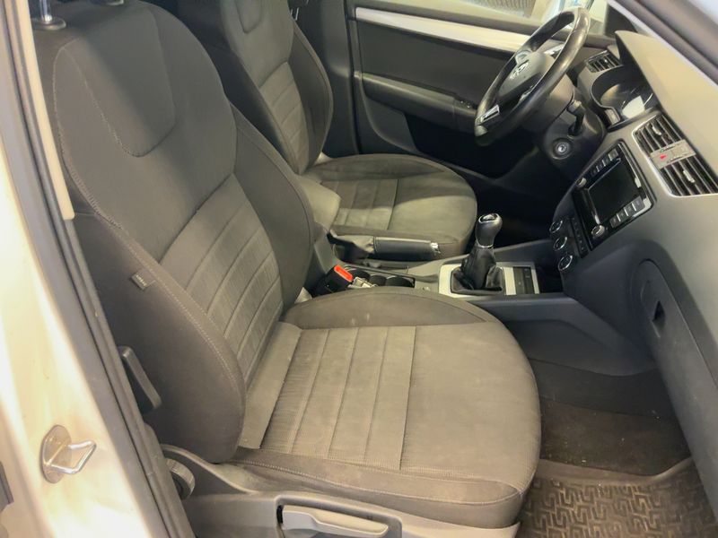 Skoda Octavia 1.6 TDI Style 2016 – снимка 17
