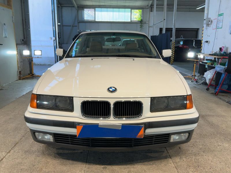 BMW 3er 318is 1995 – снимка 14