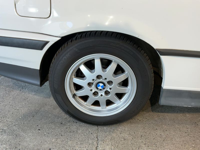 BMW 3er 318is 1995 – снимка 9