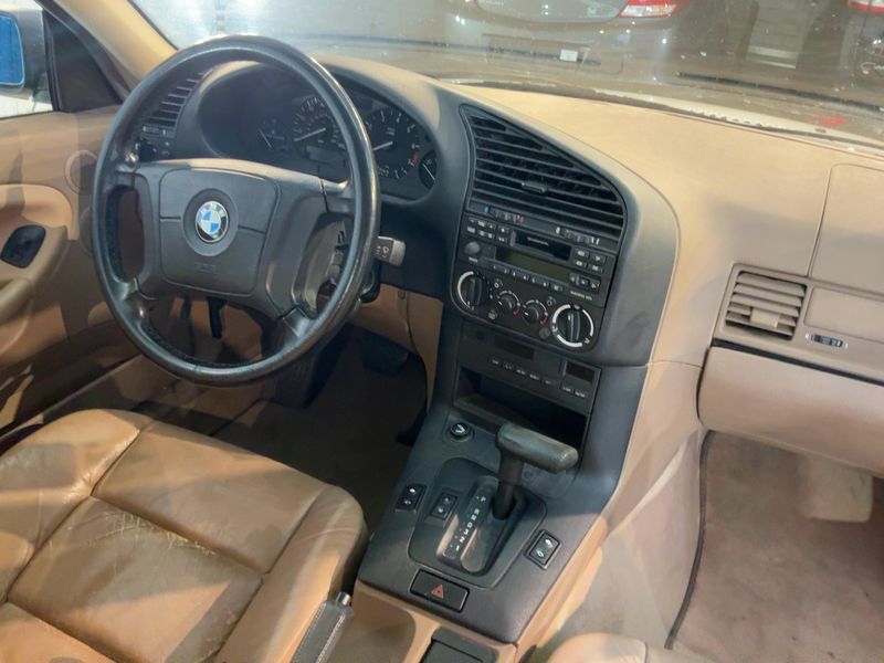 BMW 3er 318is 1995 – снимка 18