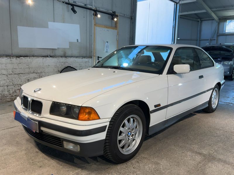 BMW 3er 318is 1995 – снимка 1