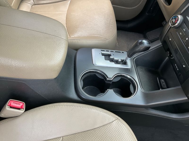 Kia Sorento 2.2 CRDi Spirit 4WD 2012 – снимка 36