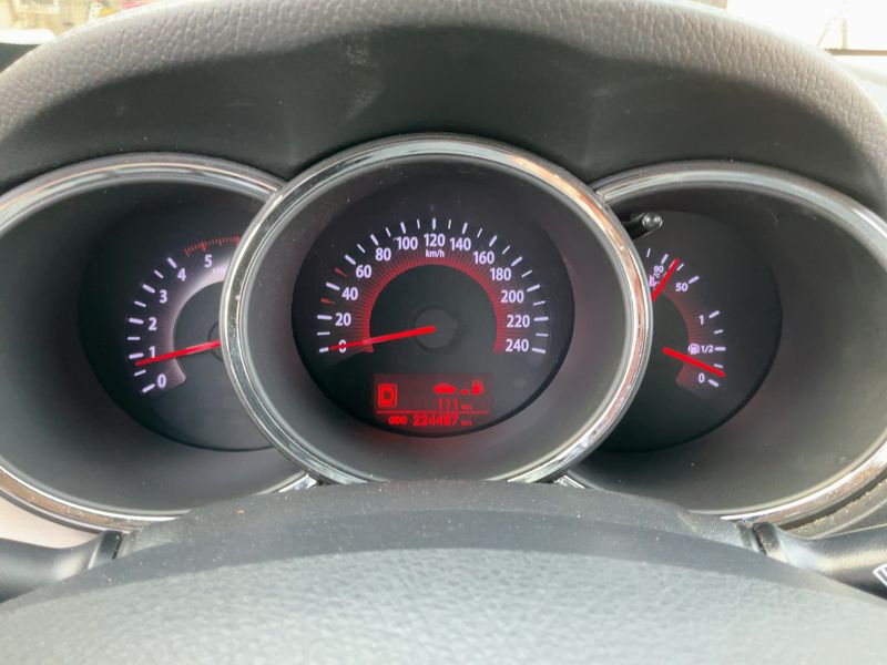 Kia Sorento 2.2 CRDi Spirit 4WD 2012 – снимка 19