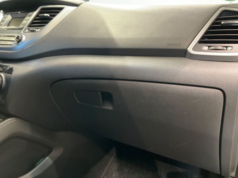 Hyundai Tucson 1.6 Classic blue 2WD 2016 – снимка 30