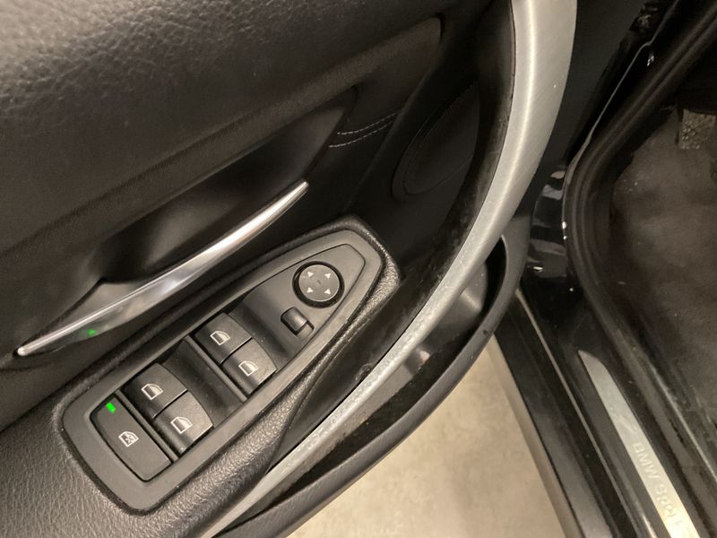 BMW 3er 316i 2014 – снимка 22