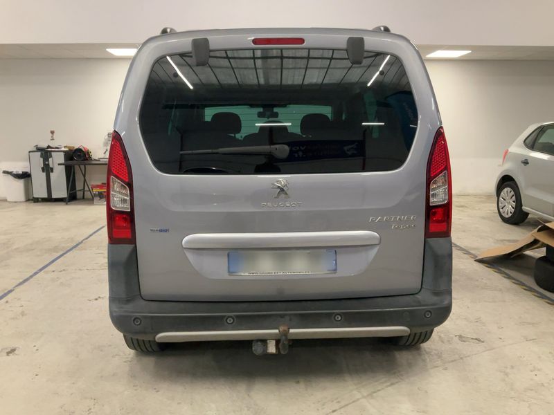 Peugeot Partner 1.6 Blue-HDi Outdoor 2015 – снимка 7