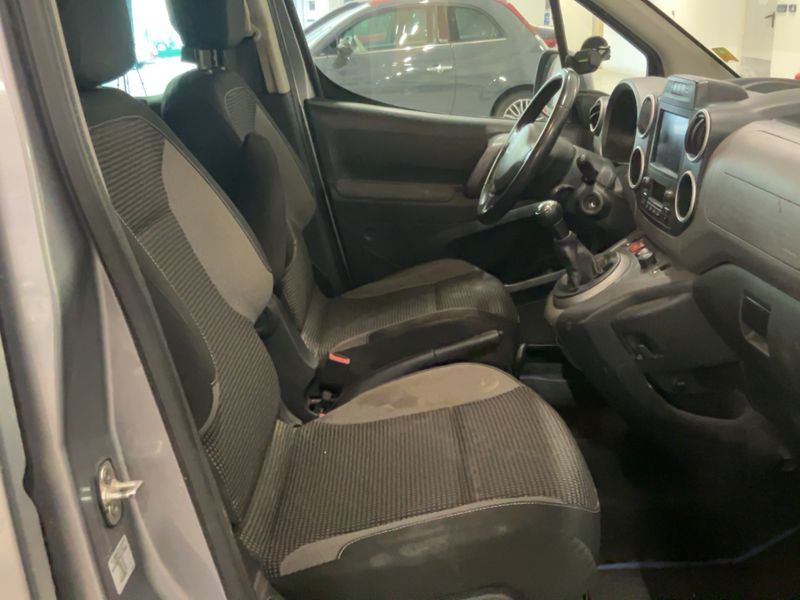 Peugeot Partner 1.6 Blue-HDi Outdoor 2015 – снимка 16
