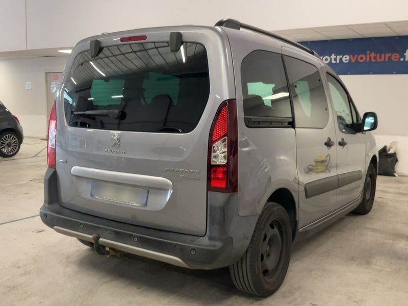 Peugeot Partner 1.6 Blue-HDi Outdoor 2015 – снимка 8