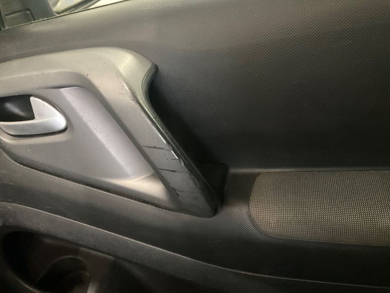 Peugeot Partner 1.6 Blue-HDi Outdoor 2015 – снимка 30