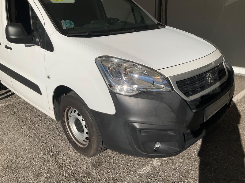 Peugeot Partner 1.6 Blue-HDi L2 Komfort Plus 2018 – снимка 29