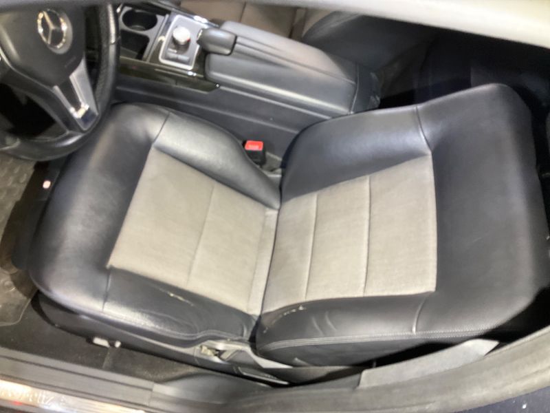 Mercedes-Benz E-Klasse E 200 CDI T BlueEfficiency Avantgarde 2013 – снимка 35