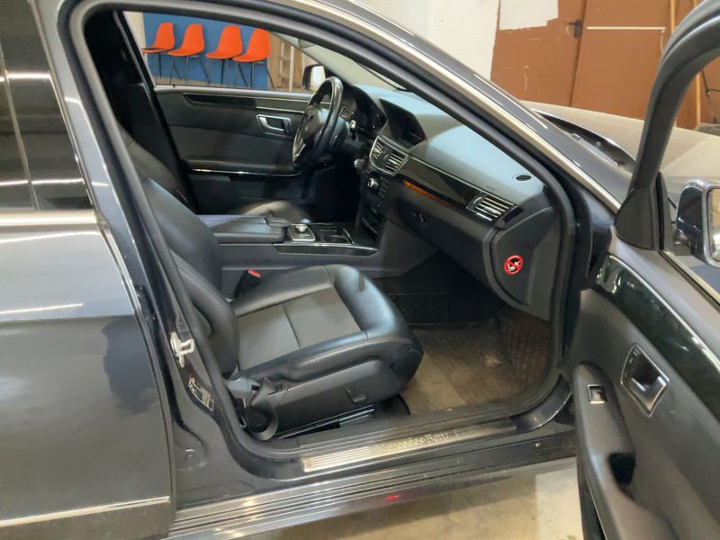 Mercedes-Benz E-Klasse E 200 CDI T BlueEfficiency Avantgarde 2013 – снимка 16