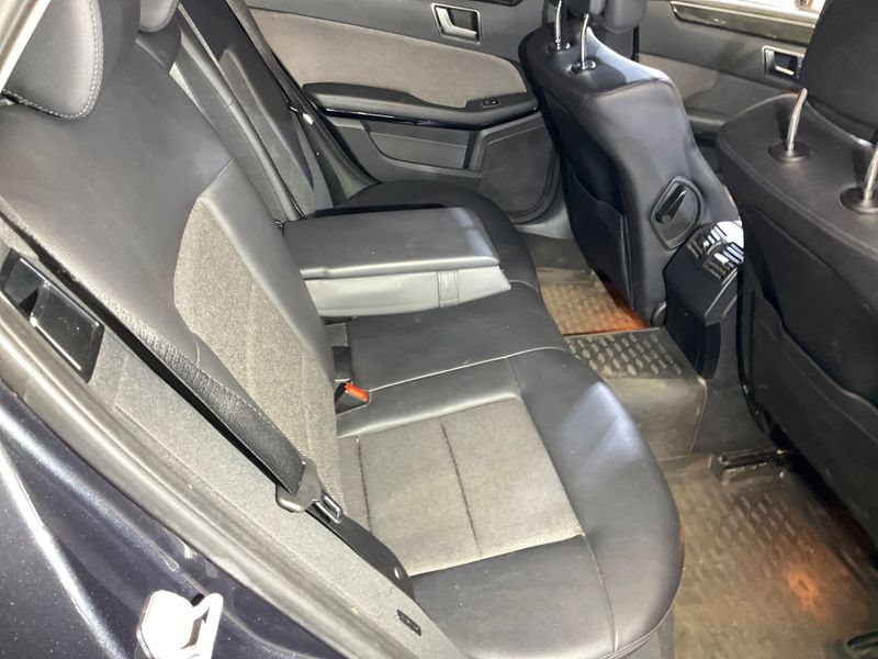 Mercedes-Benz E-Klasse E 200 CDI T BlueEfficiency Avantgarde 2013 – снимка 30