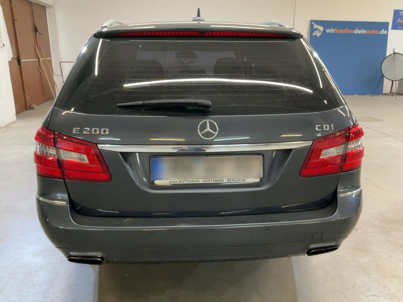 Mercedes-Benz E-Klasse E 200 CDI T BlueEfficiency Avantgarde 2013 – снимка 7