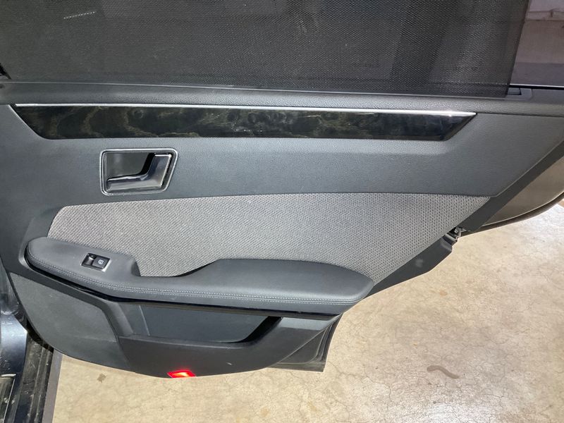 Mercedes-Benz E-Klasse E 200 CDI T BlueEfficiency Avantgarde 2013 – снимка 29