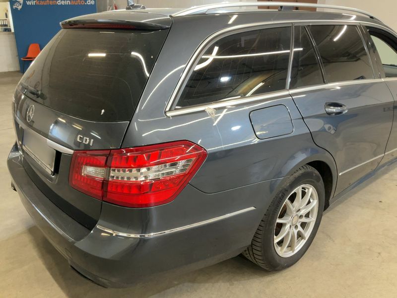 Mercedes-Benz E-Klasse E 200 CDI T BlueEfficiency Avantgarde 2013 – снимка 8