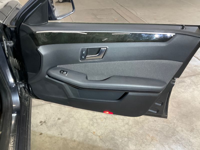 Mercedes-Benz E-Klasse E 200 CDI T BlueEfficiency Avantgarde 2013 – снимка 25