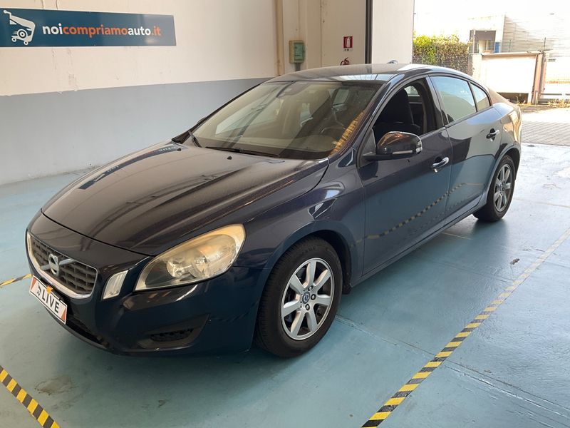 Volvo S60 1.6 D2 Kinetic 2013 – снимка 1