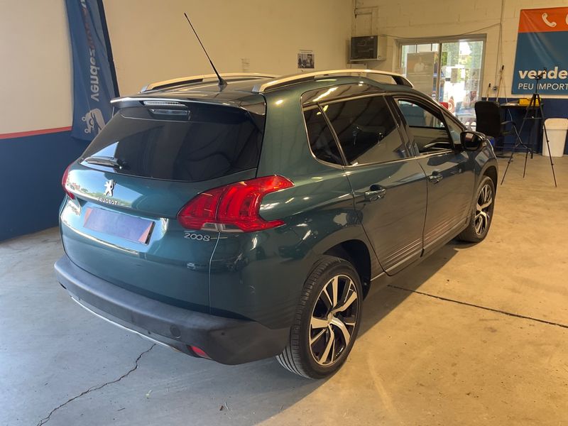 Peugeot 2008 1.2 e-THP Urban Cross 2015 – снимка 2