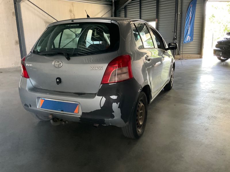 Toyota Yaris 1.4 D-4D Luna 2007 – снимка 2