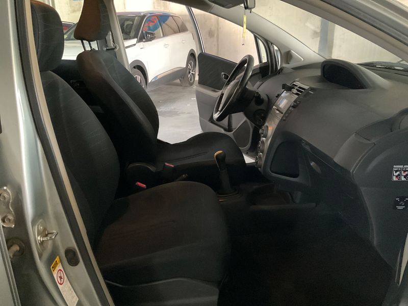 Toyota Yaris 1.4 D-4D Luna 2007 – снимка 3