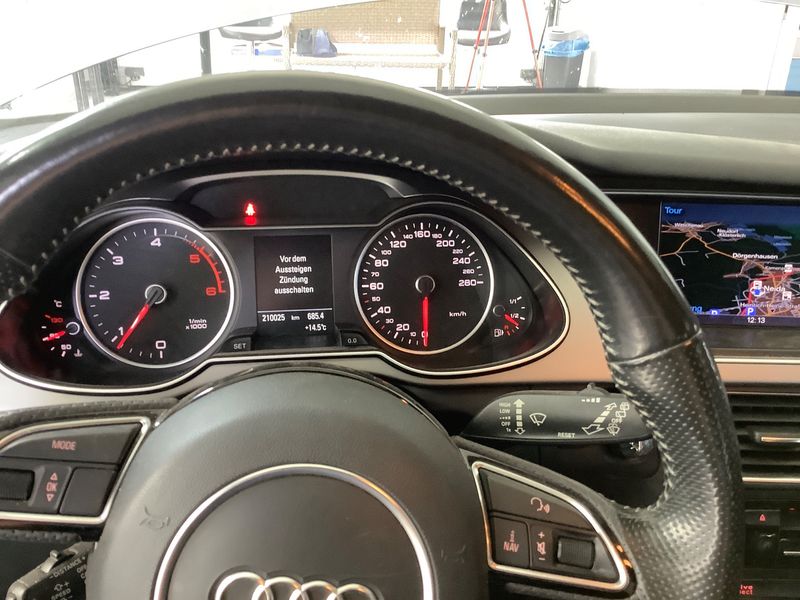 Audi A4 2.0 TDI S line Sportpaket plus 2015 – снимка 13
