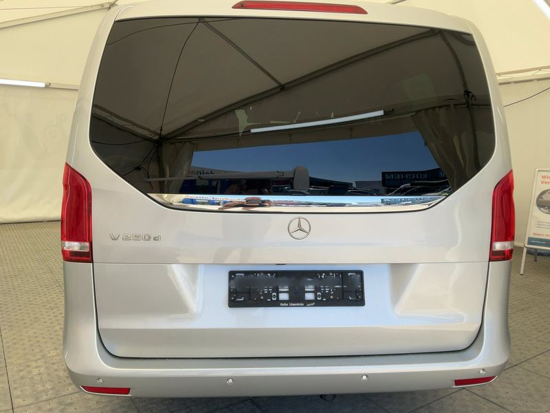Mercedes-Benz V-Klasse V 250 d lang BlueTEC Edition 2018 – снимка 7