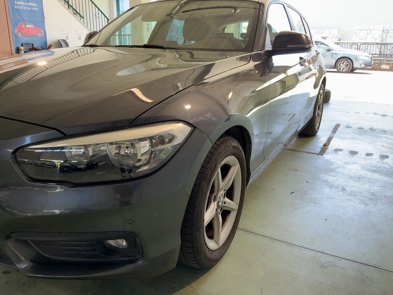 BMW 1er 116d Advantage 2017 – снимка 2