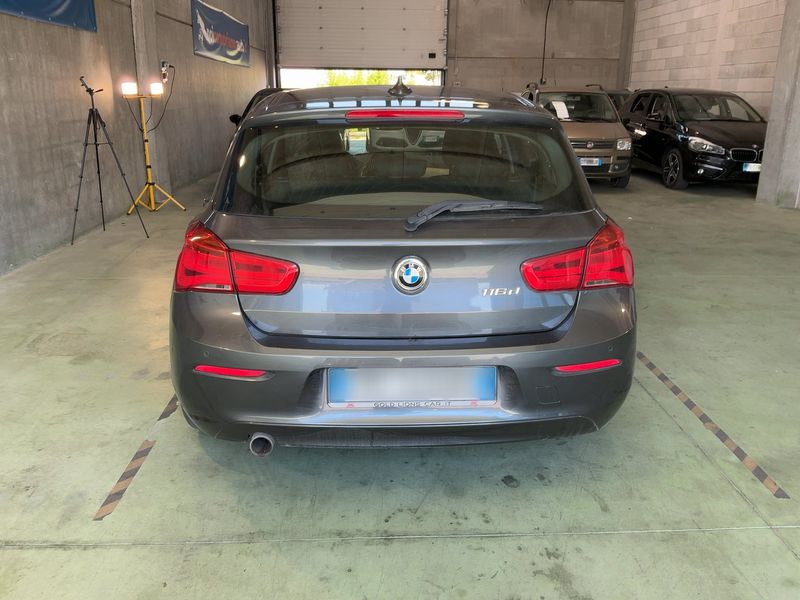 BMW 1er 116d Advantage 2017 – снимка 7