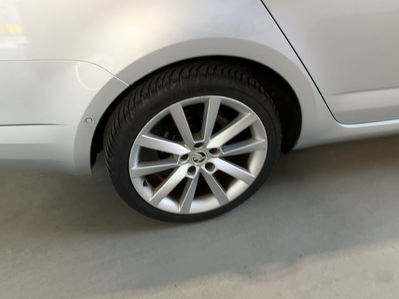 Skoda Octavia 1.4 TSI Joy 2016 – снимка 9