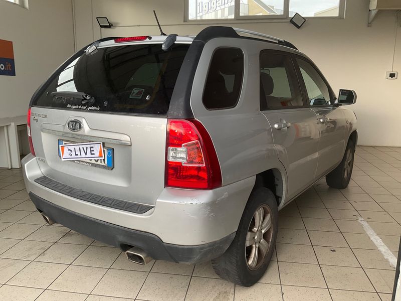 Kia Sportage 2.0 Active 2WD 2010 – снимка 2
