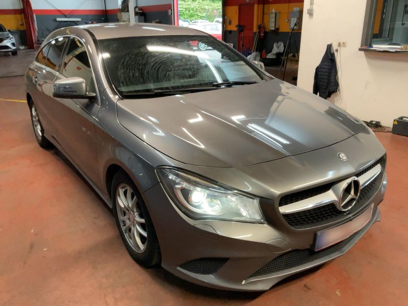 Mercedes-Benz CLA-Klasse CLA 180 d Shooting Brake Urban 2016 – снимка 12