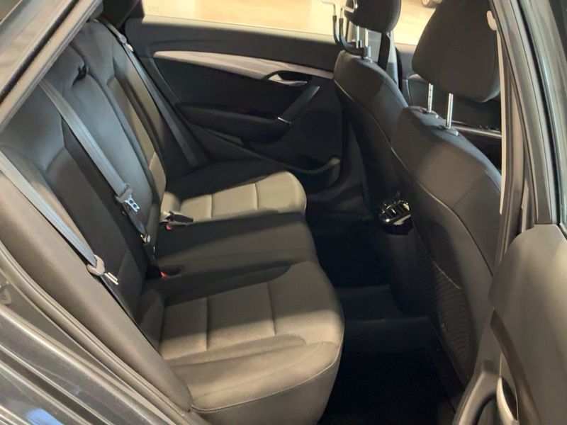 Hyundai i40 1.7 CRDi Style Blue 2013 – снимка 19