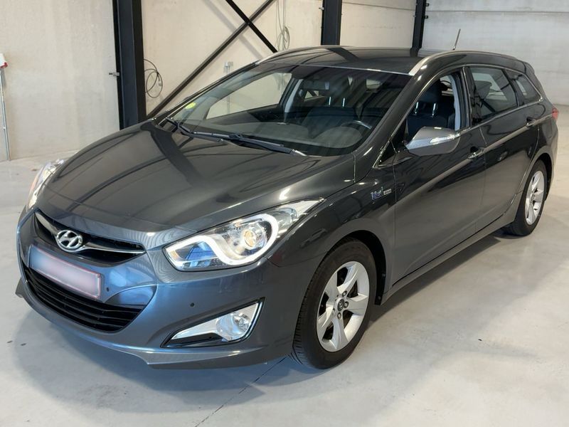 Hyundai i40 1.7 CRDi Style Blue 2013 – снимка 1