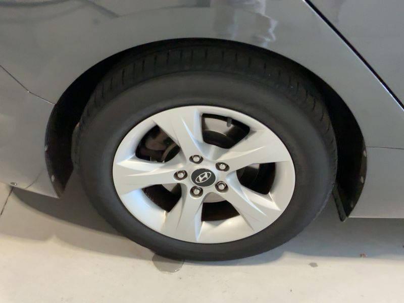 Hyundai i40 1.7 CRDi Style Blue 2013 – снимка 9