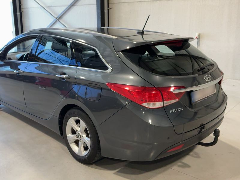 Hyundai i40 1.7 CRDi Style Blue 2013 – снимка 6