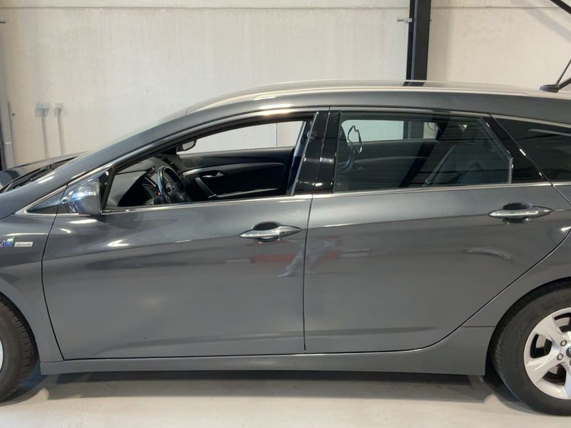Hyundai i40 1.7 CRDi Style Blue 2013 – снимка 4