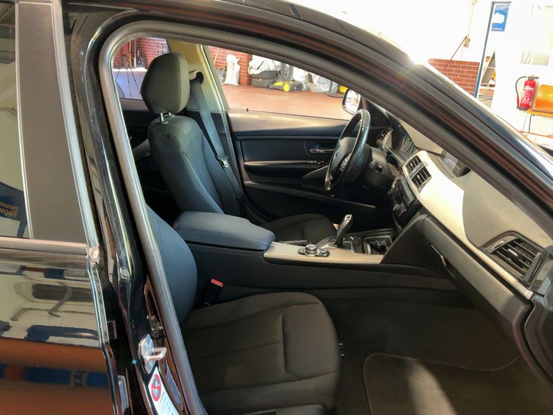 BMW 3er 320d 2014 – снимка 17
