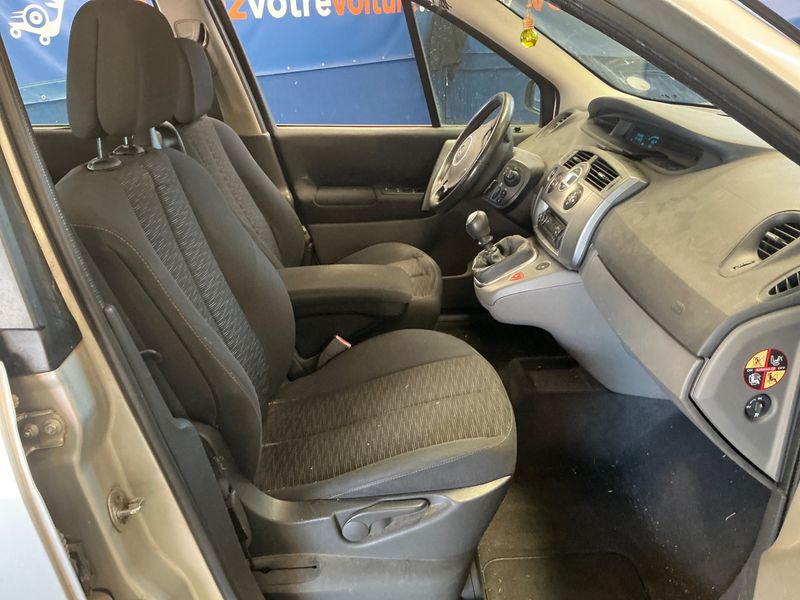 Renault Scenic 1.5 dCi Dynamique 2008 – снимка 3