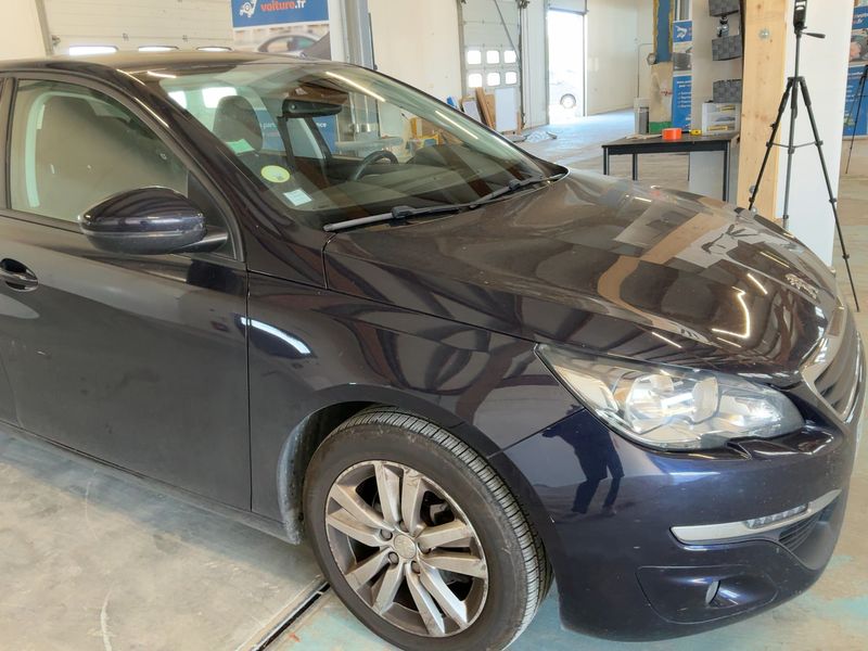 Peugeot 308 1.6 Blue-HDi Active Business 2016 – снимка 12