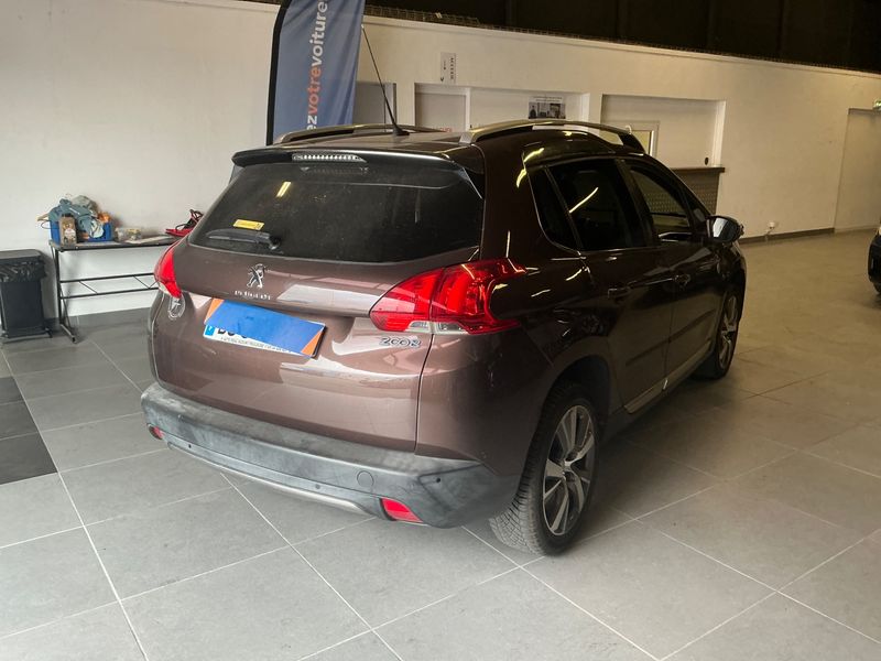 Peugeot 2008 1.2 PureTech Crossway 2015 – снимка 2