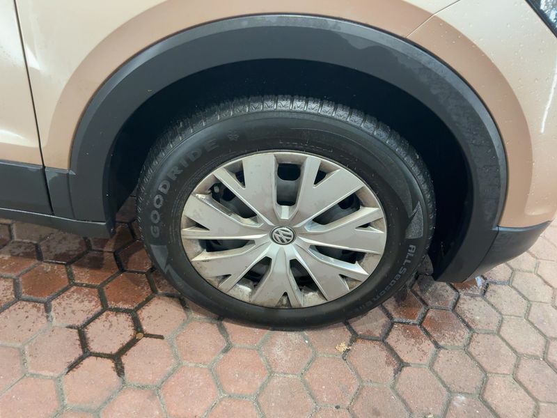 Volkswagen T-Cross 1.0 TSI 2019 – снимка 11